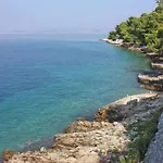 Apartman By The Sea Rogac, Solta - 11655 Grohote
